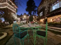 Alps Resort Dalhousie - Frühstück