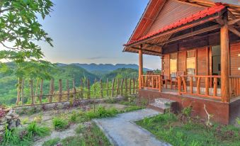 Ayu Hill Bungalows