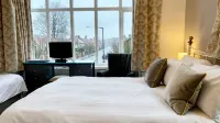 The Crescent Guest House Hotel berhampiran Henry VII Experience at Micklegate Bar