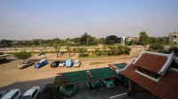 AmornSukhothai Hotel - موقف سيارات