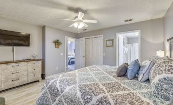 Poolside Cabana by Book That Condo