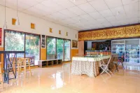 RedDoorz Near Stab Syailendra Kopeng فنادق في Ngablak