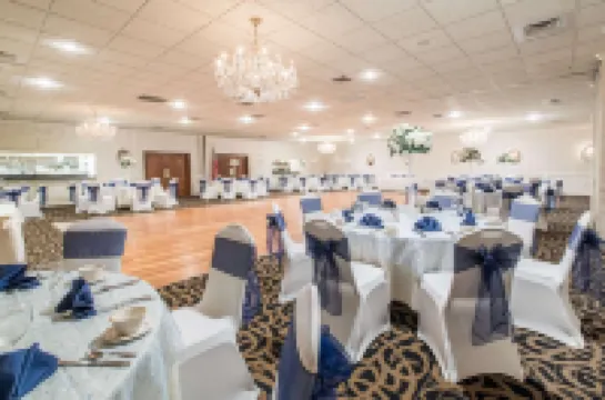 รามาดา บายวินด์แฮม ไวน์แลนด์ ย่านมิลวิลล์