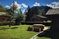 Chalet Sur les Monts Morzine Hotels in Avoriaz
