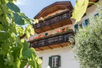 Hotel Tyrol Hotels in Petersberg