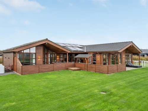 "Niela" - 800m from the Sea Idestrup 호텔