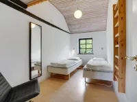 "Iben" - 2.3km from the Sea