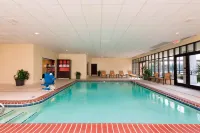 Courtyard Louisville Downtown - Pet friendly