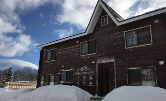 Niseko Nature Center - Hostel