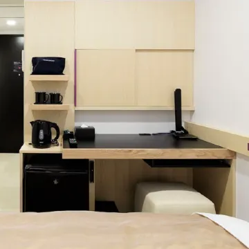 Center Hotel Narita2 R51 Отели рядом с достопримечательностью «Станция Narita»