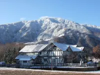 Petit Hotel White Wing