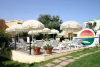 Appartamenti Badus Con Piscina