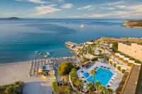 Design Plus Seya Beach Hotel - Mewah