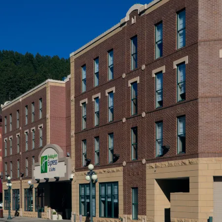 Holiday Inn Express & Suites DEADWOOD-GOLD DUST CASINO by IHG