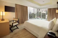 Crowne Plaza Dhaka Gulshan
