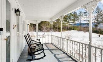 Rustic Mountain-View Farmhouse on 159 Acres