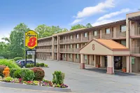 Super 8 by Wyndham Laurel Hotel di North Laurel