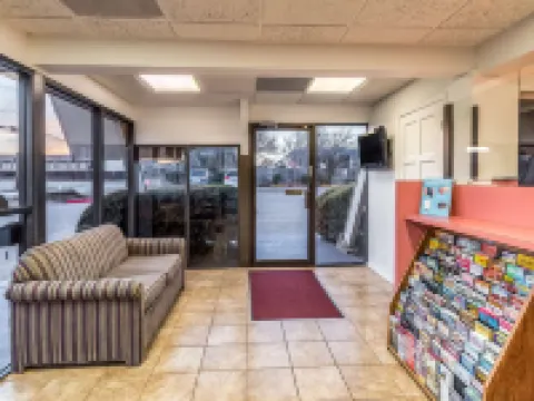 Motel 6 Arlington, TX - Uta Hotels in Arlington