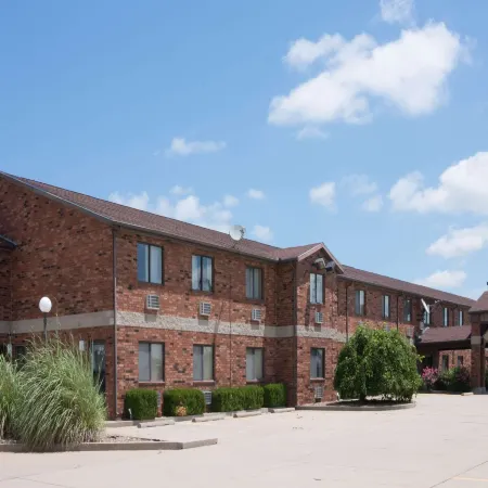 Super 8 by Wyndham Independence KS