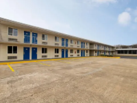 阿肯色阿爾瑪 6 號汽車旅館 克勞福德縣酒店