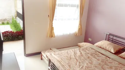 Mjs GuestHouse Dog Lovers Hotell i Gudangkahuripan
