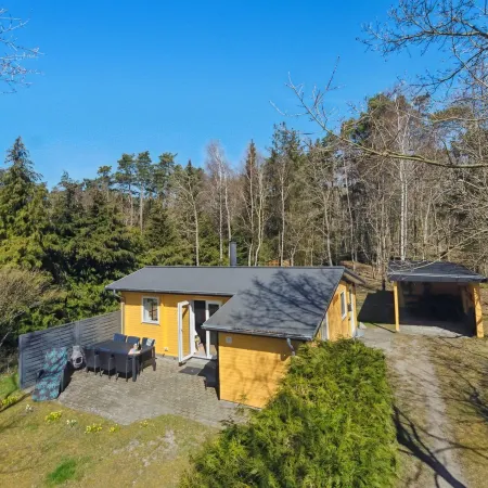 "Heikki" - 700m from the Sea