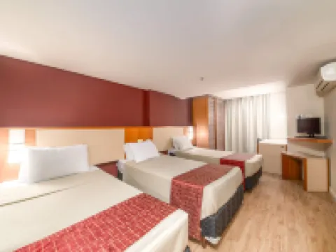 รีดอนดราด CWB โรงแรมใกล้Sacred Art Museum