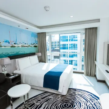 Holiday Inn Express PATTAYA CENTRAL by IHG Отели рядом с достопримечательностью «Xzyte (Эксайт) Дискотек»