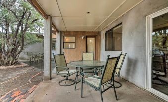 Adobe Albuquerque Home ~ 5 Mi to Old Town! - Housity