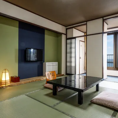 潮騒の宿 うえ久 海女の家五左屋周辺のホテル
