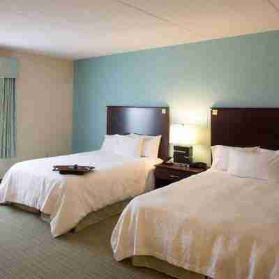 Hampton Inn & Suites Wilkes-Barre/Scranton Rooms