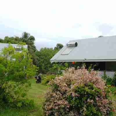 Ginas Garden Lodges, Aitutaki - 4 Self Contained Lodges in a Beautiful Garden. Hotel Exterior