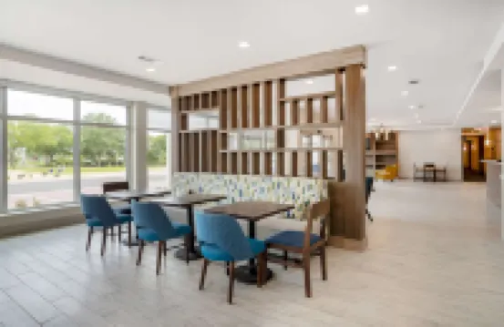 Comfort Inn & Suites Destin Near Henderson Beach