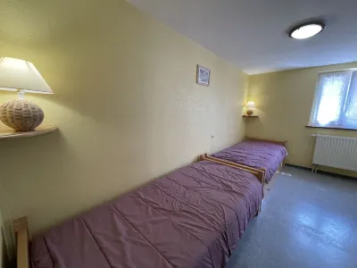 Résidence Jaune et Rose Hotel a 