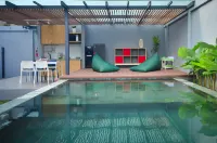 Svanna Villa Hotels in Ciwaruga