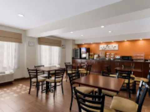 Sleep Inn Kernersville I-40 Hotels in Forsyth County