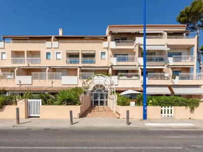 Bona Hotels near Hyeres Airport