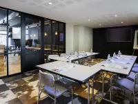 ibis Styles Laval Centre Gare Hotels in Bonchamp les Laval
