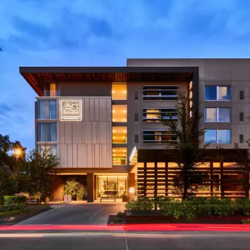 AC Hotel Phoenix Biltmore