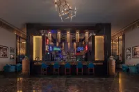 Radisson Blu Hotel, Cairo Heliopolis - Bares