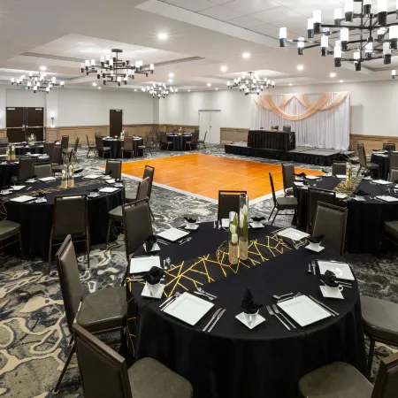 DoubleTree by Hilton Denver Cherry Creek