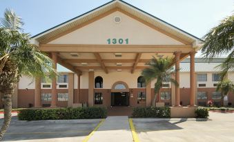 Americas Best Value Inn Pharr