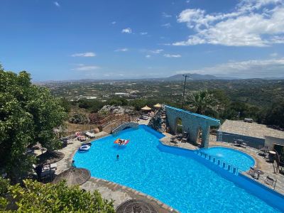 Arolithos Traditional Village Hotel