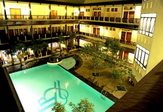 라우트 비루 리조트