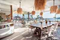 Liman Hotel Gümüslük - Adult Only Hotels in Gumusluk