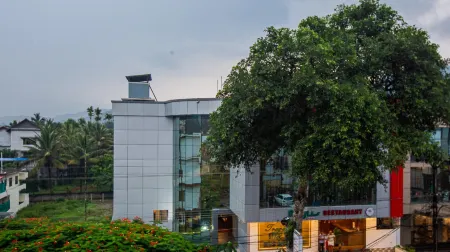 Woodside Residency Отели в г. Кумили