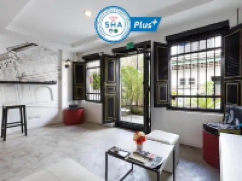 Chino Town Gallery Alley