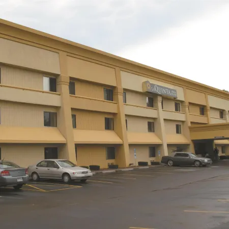 Hawthorn Extended Stay by Wyndham Jackson