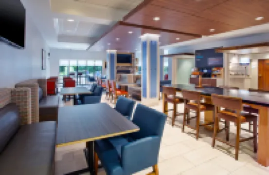 Holiday Inn Express & Suites ROCHESTER WEBSTER by IHG