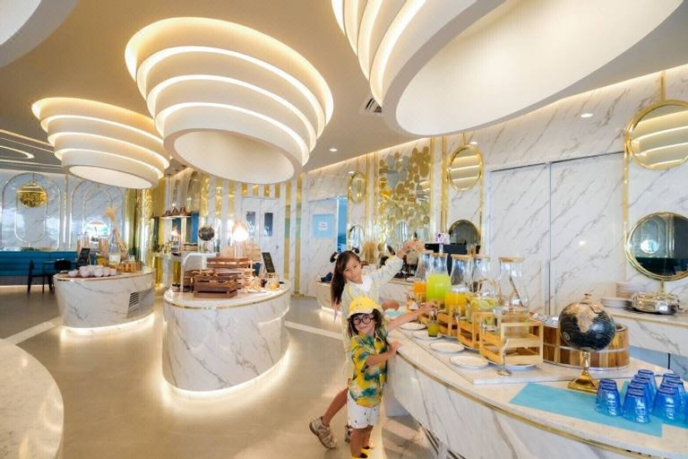 2. 윈덤 라 비타 ..